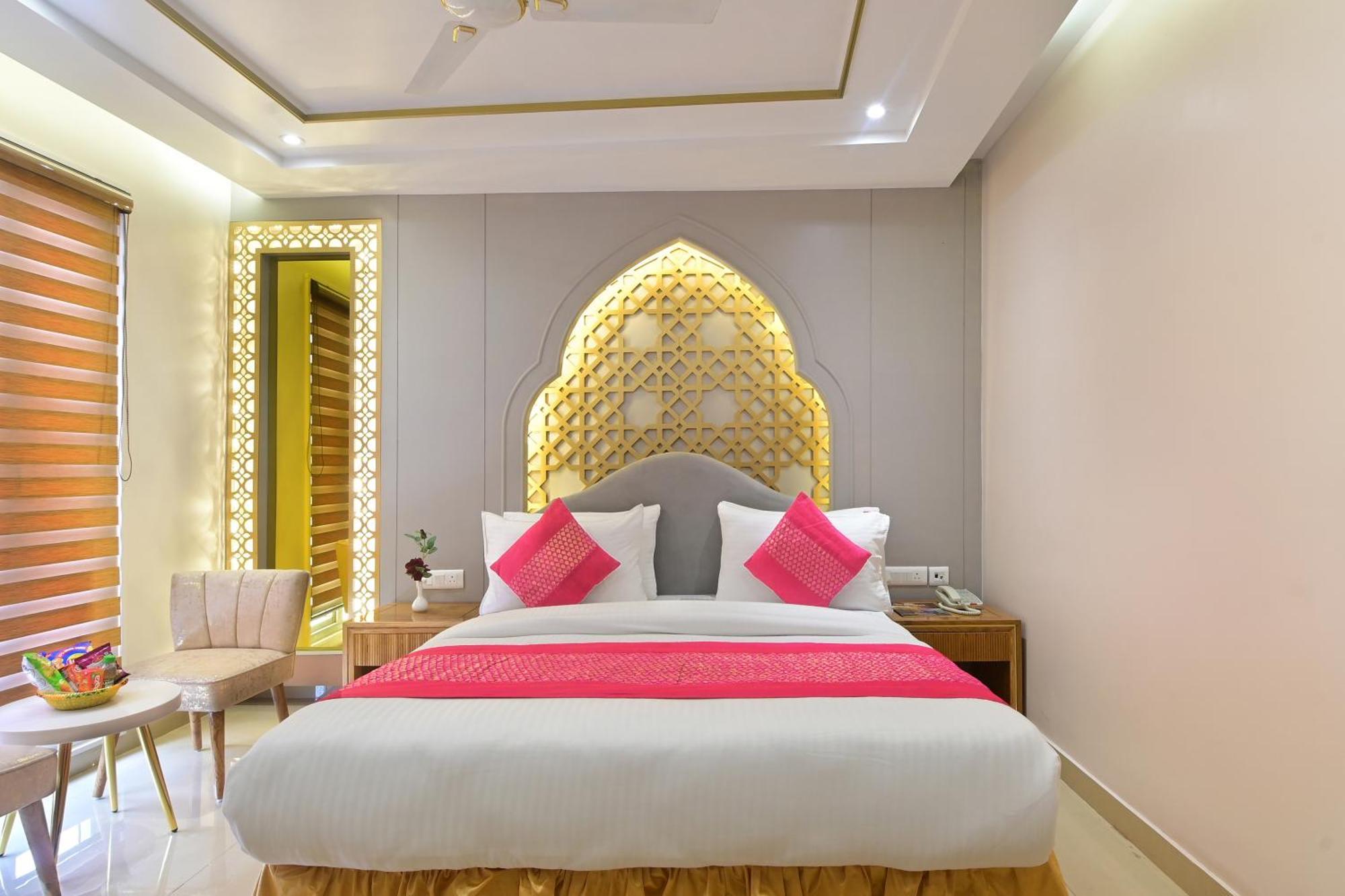 Hotel Gold Palace - 03 Mins Walk From New Delhi Railway Station Ngoại thất bức ảnh