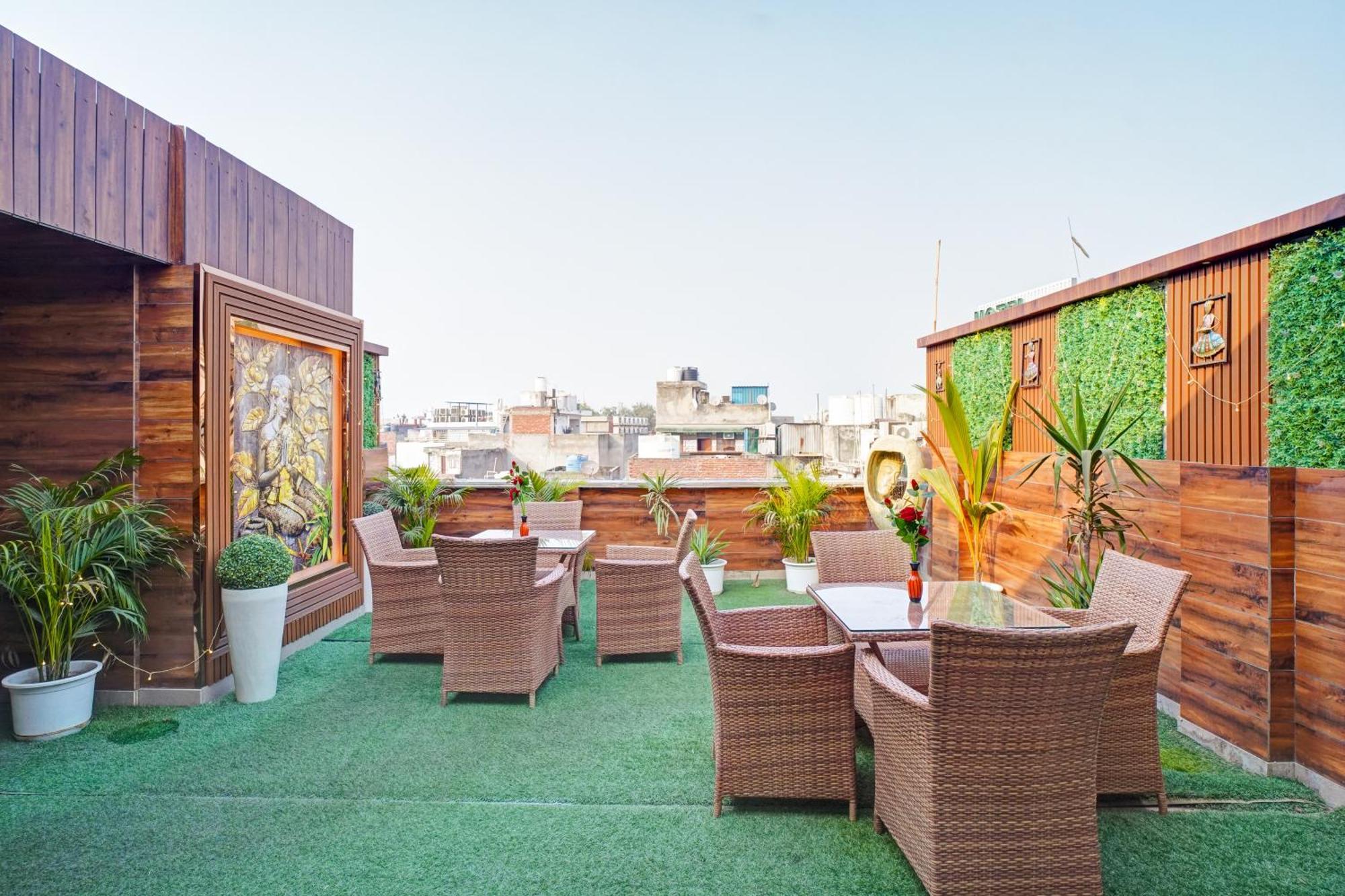 Hotel Gold Palace - 03 Mins Walk From New Delhi Railway Station Ngoại thất bức ảnh