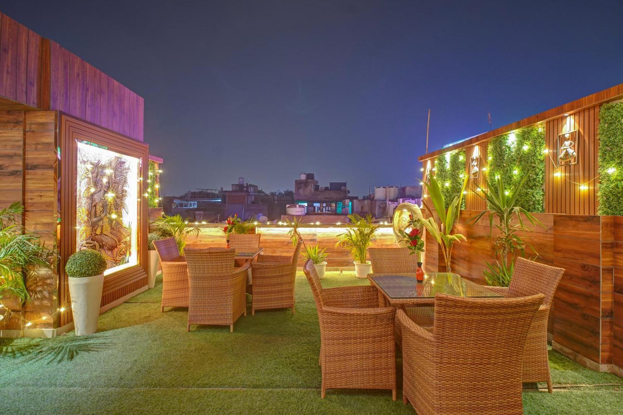 Hotel Gold Palace - 03 Mins Walk From New Delhi Railway Station Ngoại thất bức ảnh