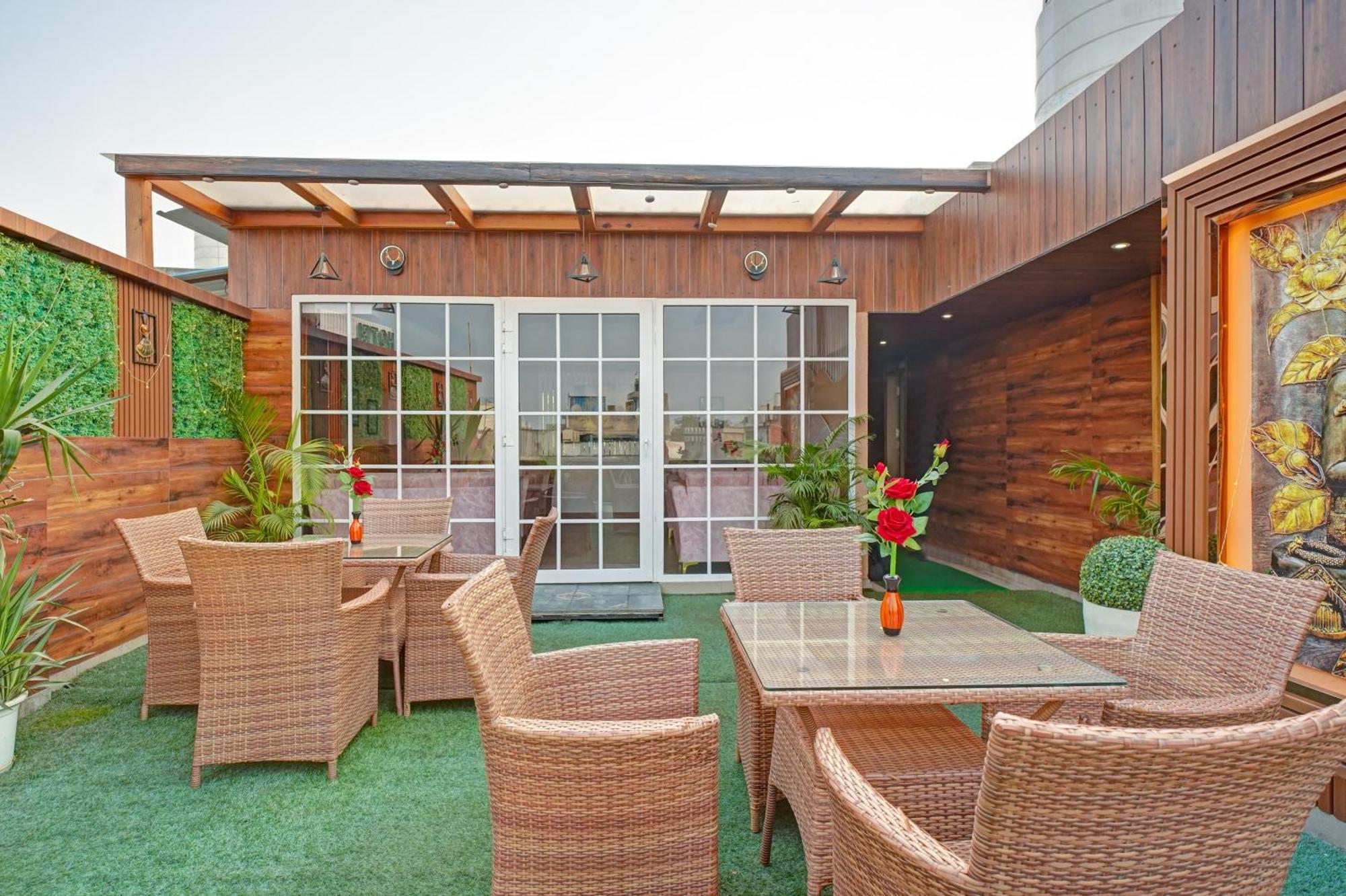 Hotel Gold Palace - 03 Mins Walk From New Delhi Railway Station Ngoại thất bức ảnh