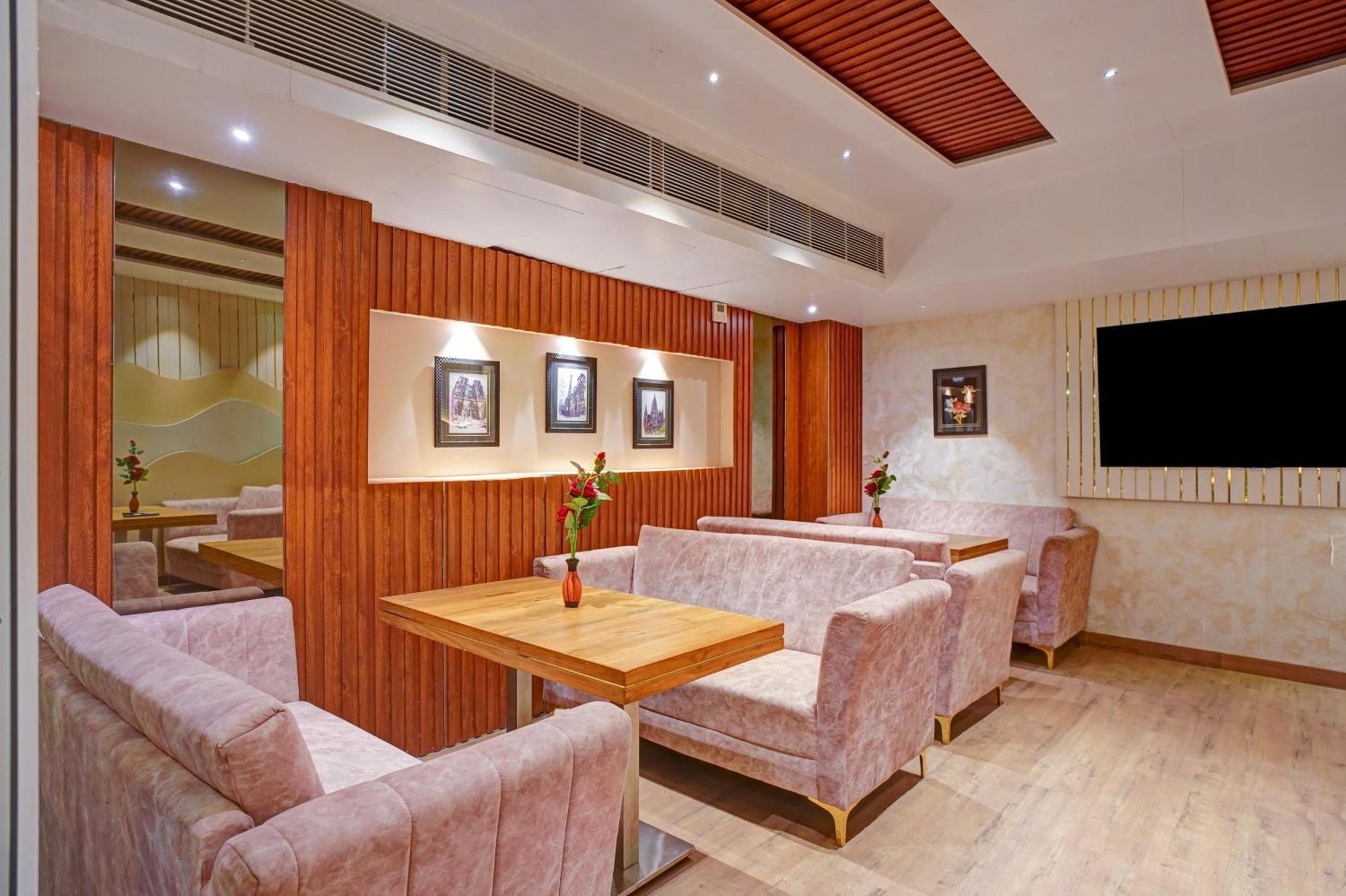 Hotel Gold Palace - 03 Mins Walk From New Delhi Railway Station Ngoại thất bức ảnh