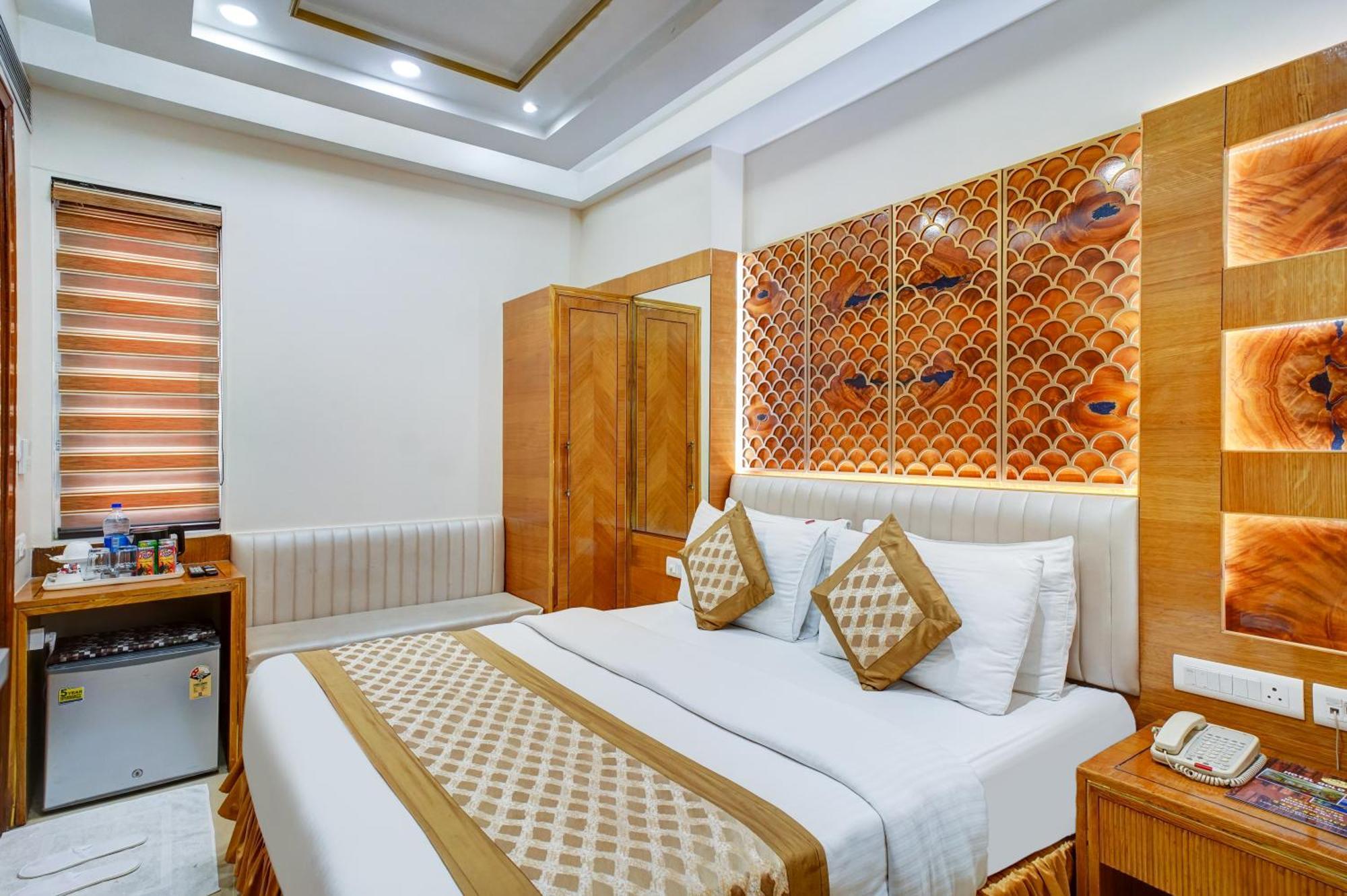 Hotel Gold Palace - 03 Mins Walk From New Delhi Railway Station Ngoại thất bức ảnh