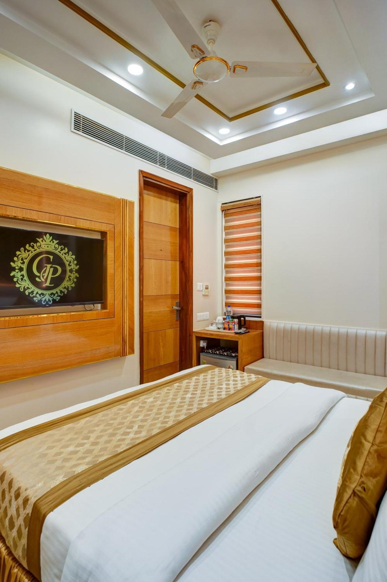 Hotel Gold Palace - 03 Mins Walk From New Delhi Railway Station Ngoại thất bức ảnh