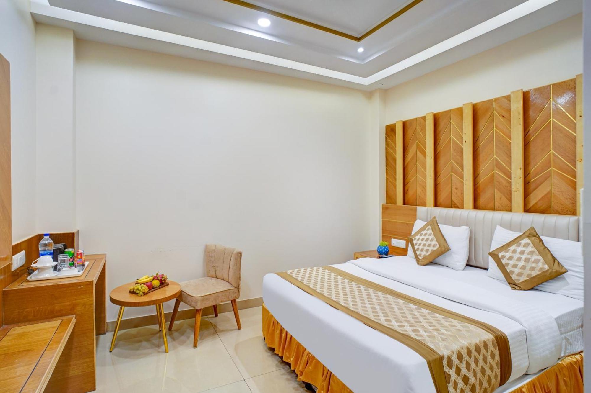 Hotel Gold Palace - 03 Mins Walk From New Delhi Railway Station Ngoại thất bức ảnh
